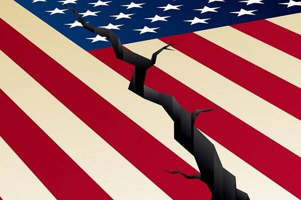 اندیشکده آمریکایی: دموکراسی ما تبعیض‌آمیز و ناامید‌کننده است