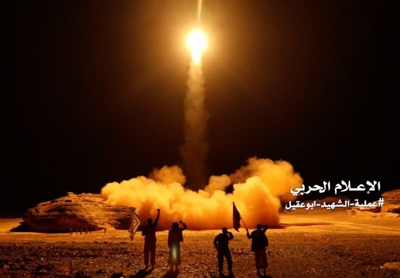 حمله موشکی موفق به انبار ائتلاف سعودی در مأرب