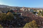 تجمع عظیم ارمنی‌های ساکن قره‌باغ در اعتراض به بسته شدن کریدور لاچین