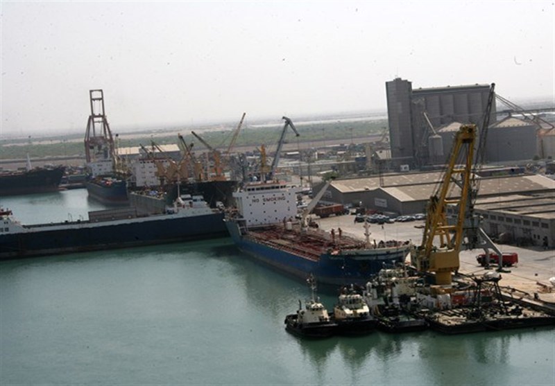 ورود کشتی‌های تجاری به بندر الحدیده یمن پس از ۷ سال