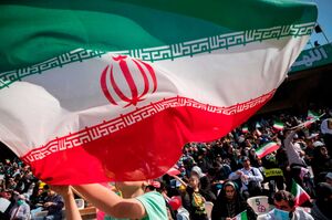 نشریه روسی: اقدامات غرب علیه ایران باعث اتحاد بیشتر ایرانی‌ها خواهد شد