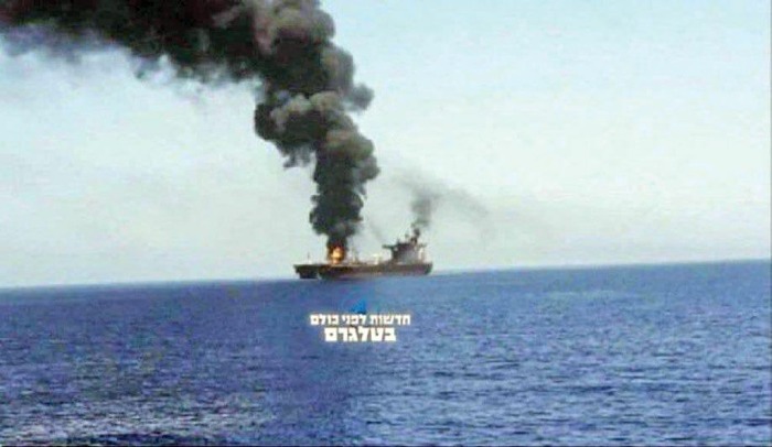 پهپادهای ناشناس در دریای مکران کشتی تجاری اسرائیل را به آتش کشیدند
