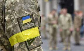 فرار گسترده نظامیان اوکراینی از میادین جنگ مشاور پنتاگون: ارتش زلنسکی در آستانه سقوط است