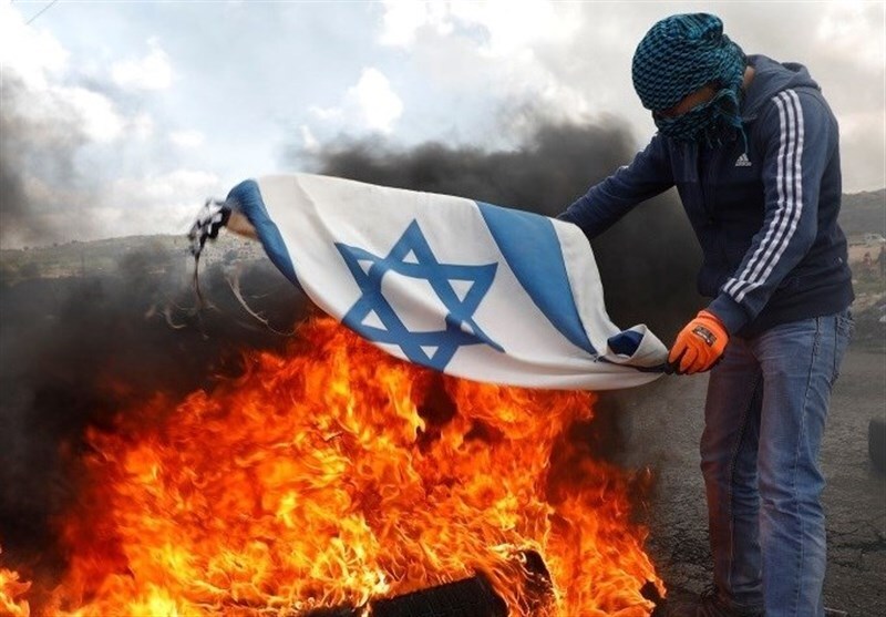 گاردین: به خاطر حمایت از اسرائیل غرب بهای گزافی خواهد پرداخت