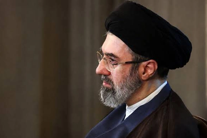 قطبنمای حرکت بر مدار امام جامعه