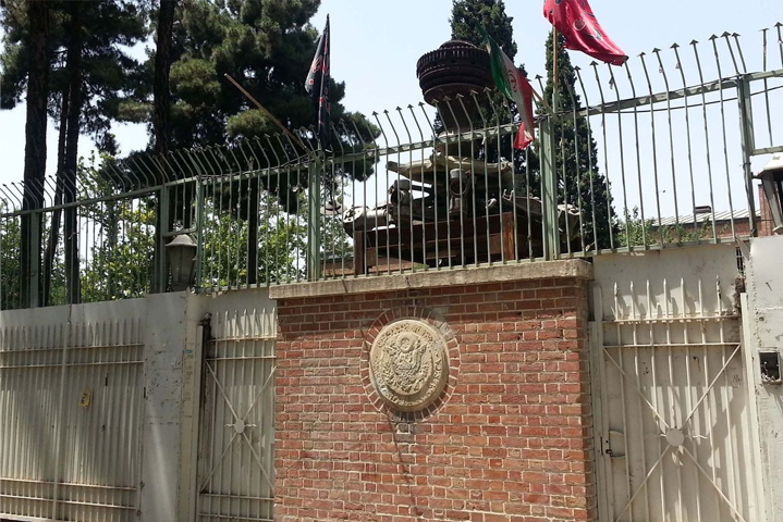 آمریکا در ایران سفارتخانه ندارد ولی دهها سفیر دارد!