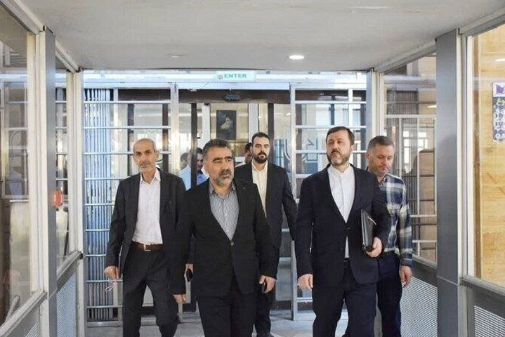 سفر سؤالبرانگیز به باکو!