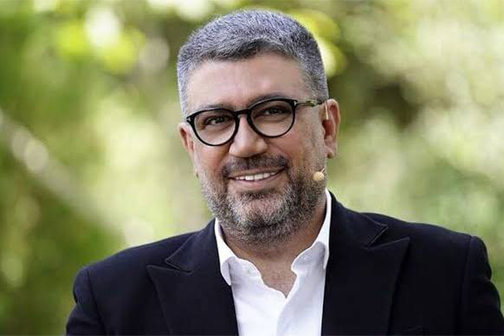 آنچه مجری همایشهای روحانی فهمید ولی غربگرایان هنوز نفهمیدند